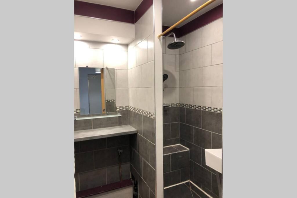 Spacieux Confortable Appartement Centre Ville Valenciennes Ngoại thất bức ảnh